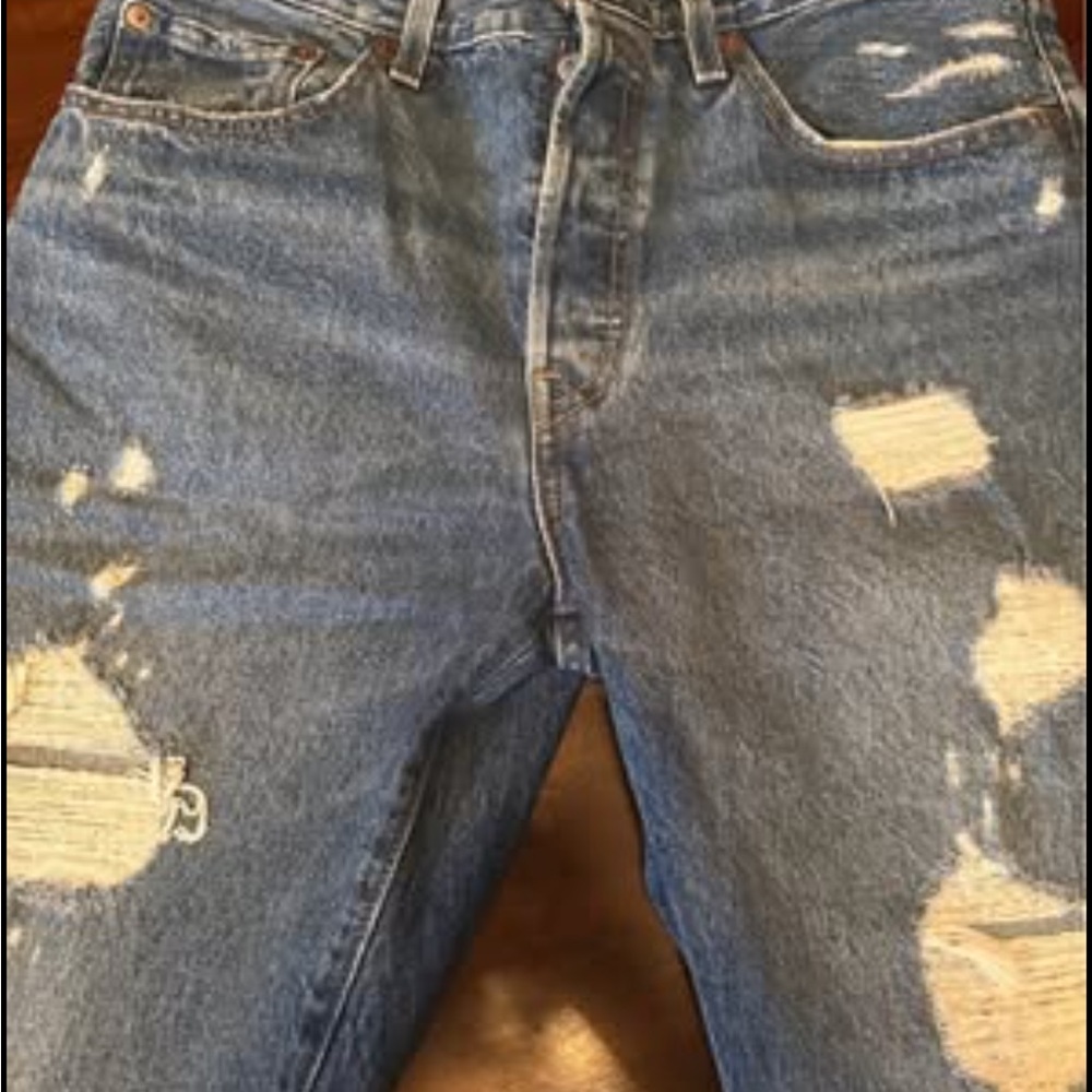 Levi’s - Picture 3 of 7